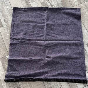 Vintage lululemon infinity scarf with buttons